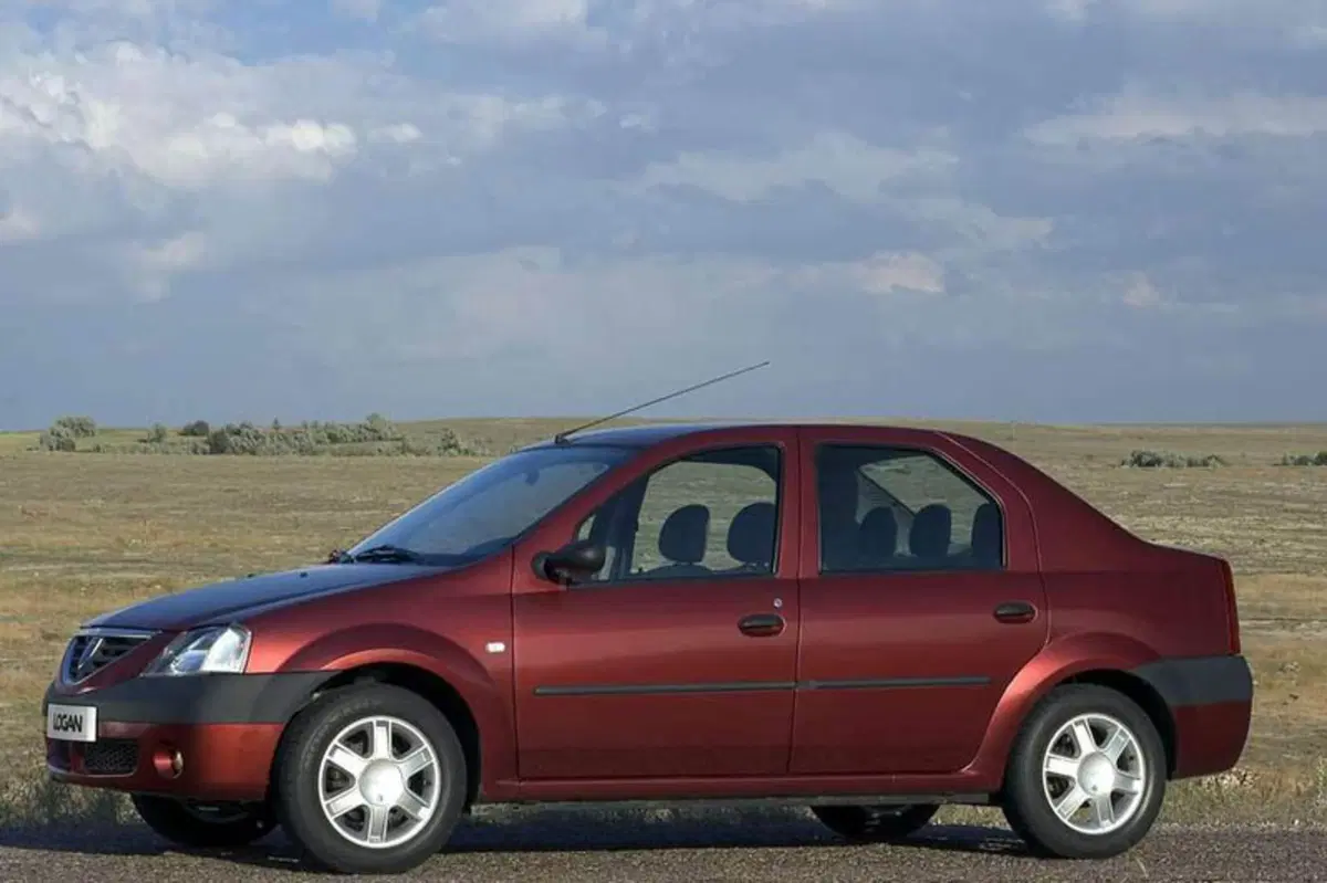 Dacia Logan (2005-08) (6)