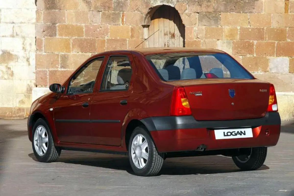 Dacia Logan (2005-08) (12)