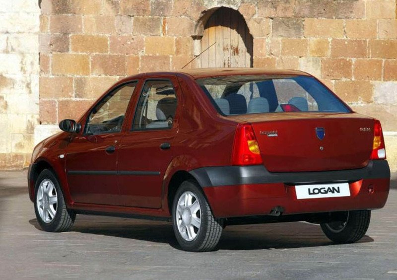 Dacia Logan (2005-08) (12)