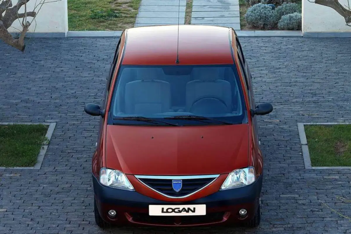 Dacia Logan (2005-08) (18)