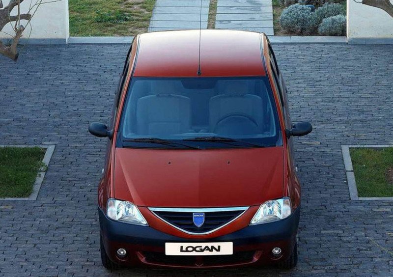 Dacia Logan (2005-08) (18)