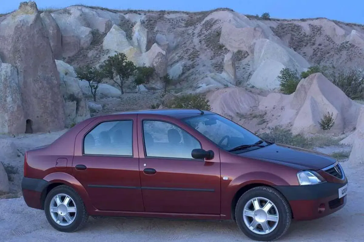 Dacia Logan (2005-08) (19)