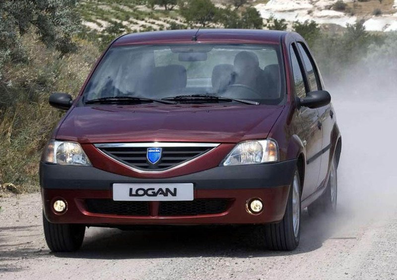Dacia Logan (2005-08) (21)