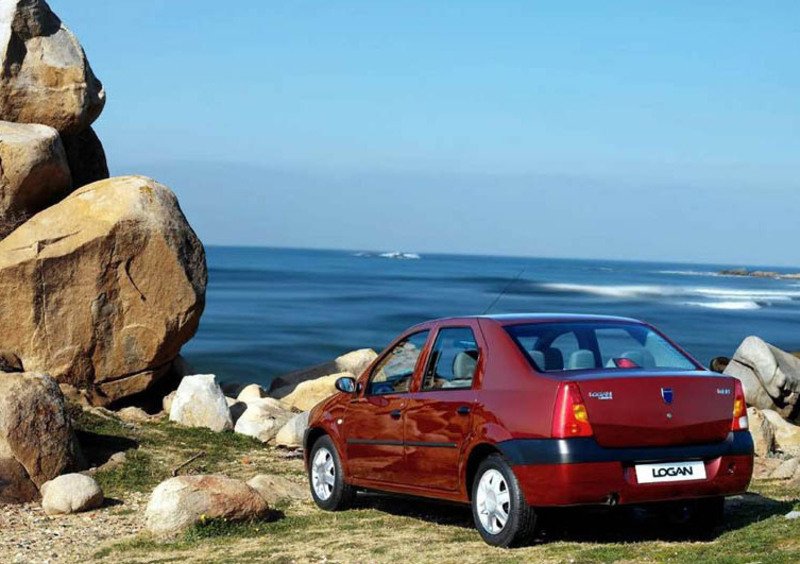 Dacia Logan (2005-08) (25)