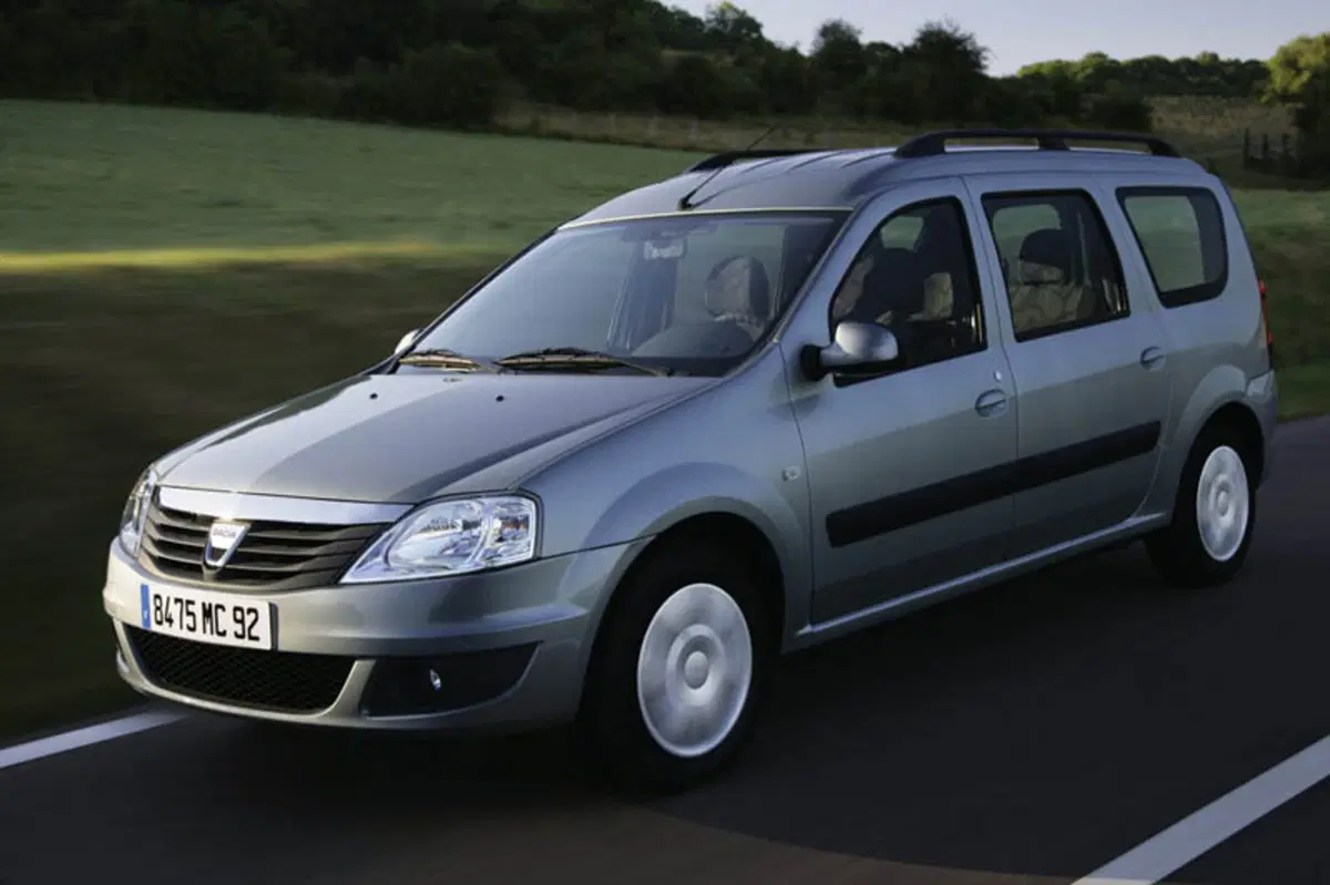 Dacia Logan Station Wagon (2008-13) (2)