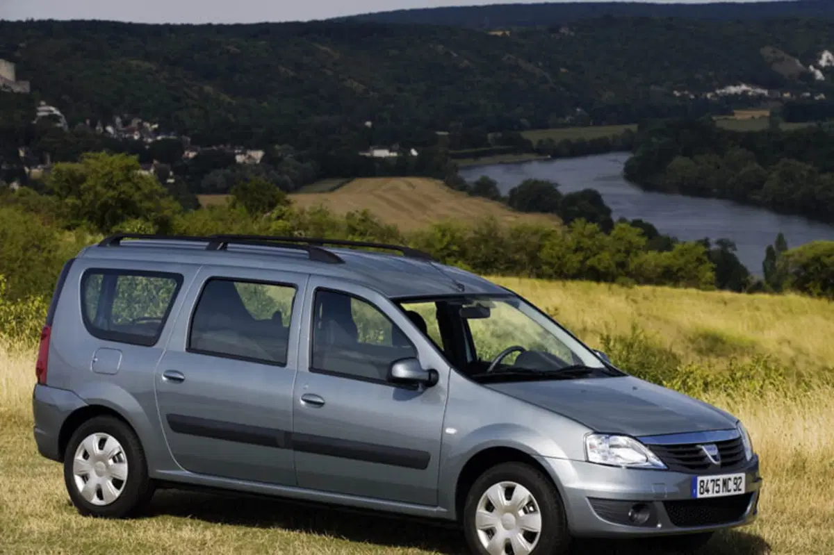 Dacia Logan Station Wagon (2008-13) (9)