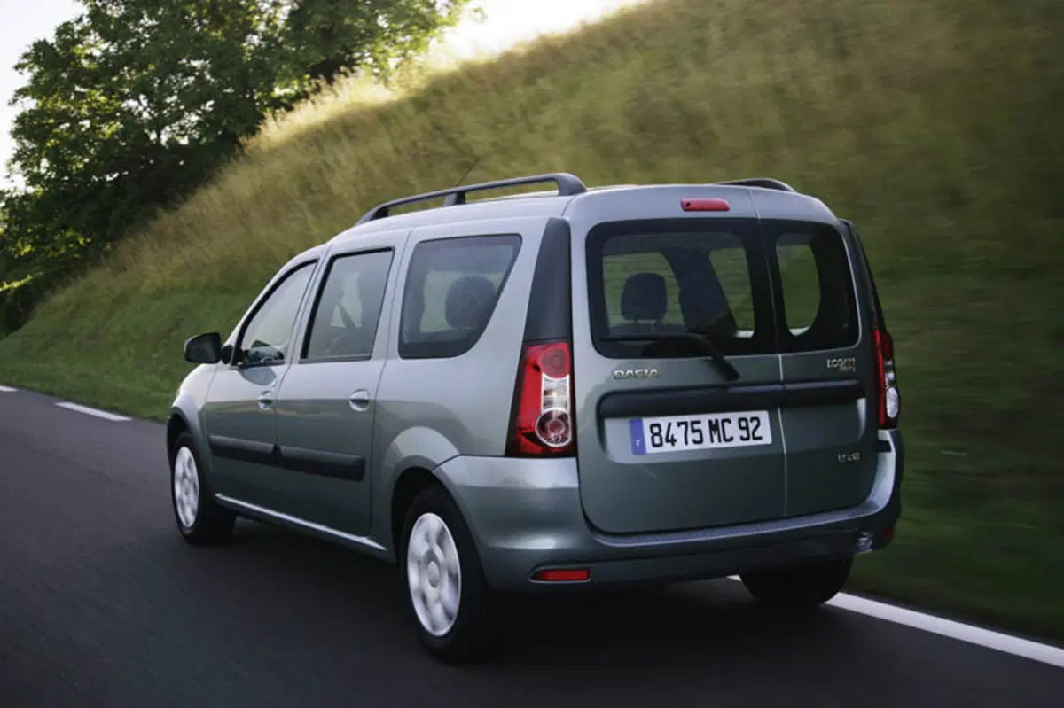 Dacia Logan Station Wagon (2008-13) (17)