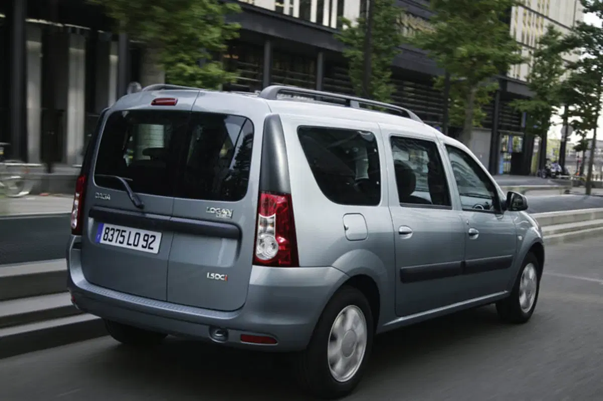 Dacia Logan Station Wagon (2008-13) (19)