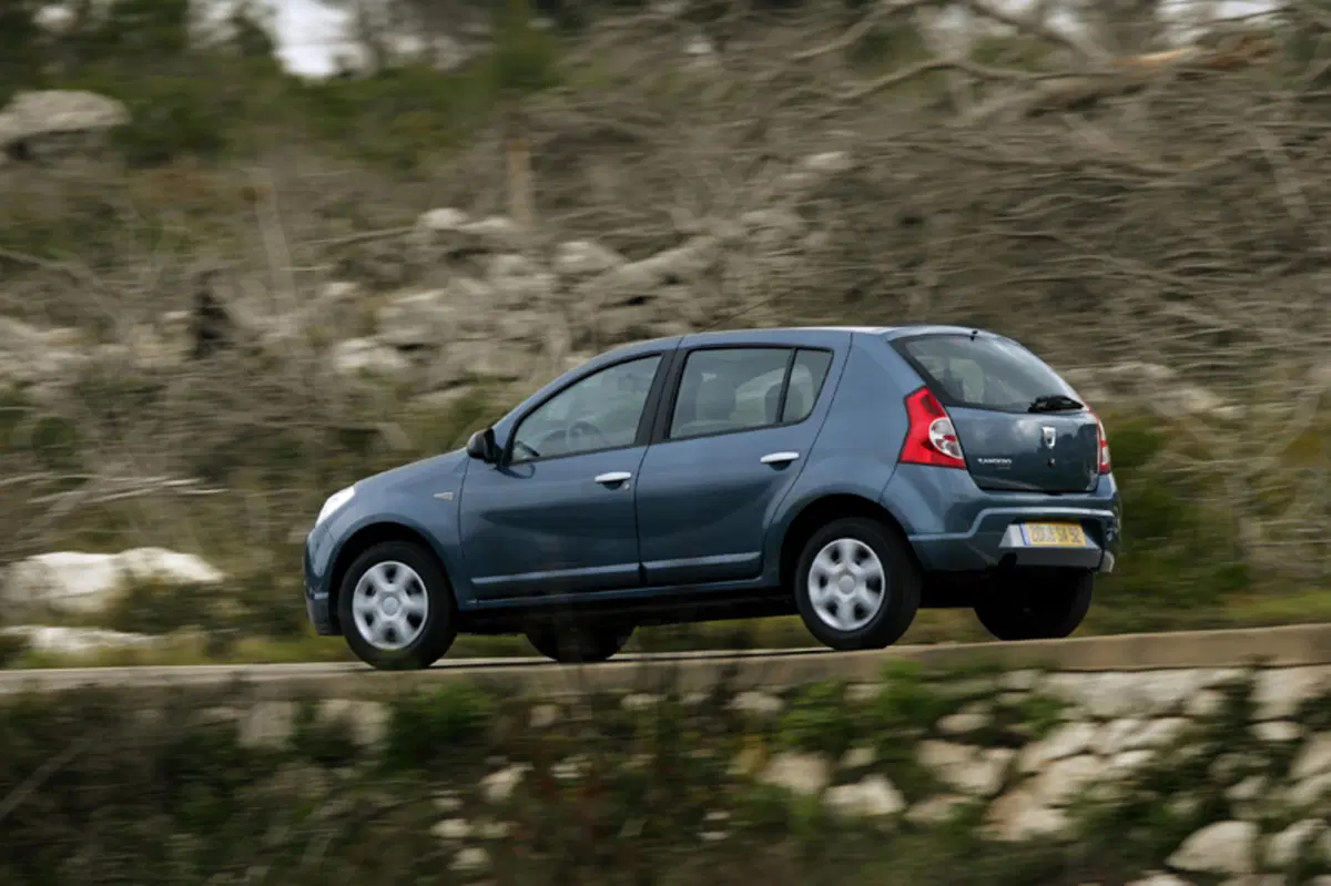 Dacia Sandero (2008-13) (9)