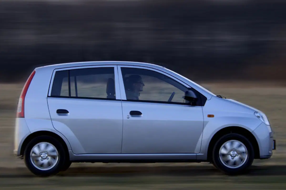 Daihatsu Cuore (2003-07) (6)