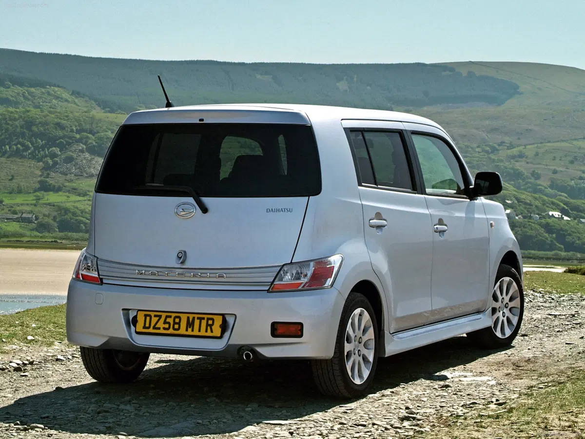 Daihatsu Materia 1.5 aut. Hiro (7)