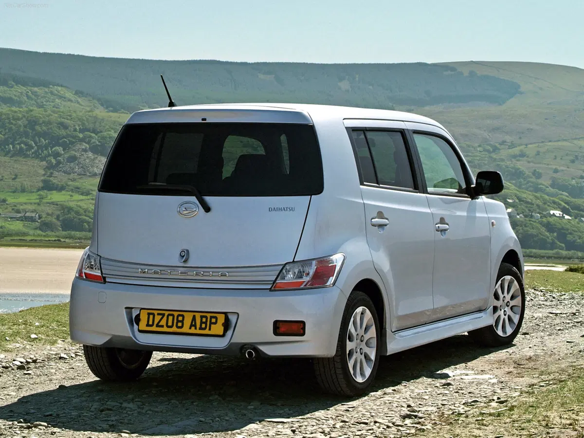 Daihatsu Materia 1.5 aut. Hiro (11)