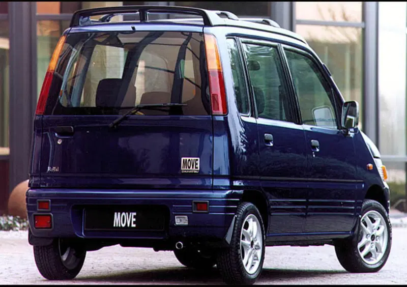 Daihatsu Move (1997-00) (2)