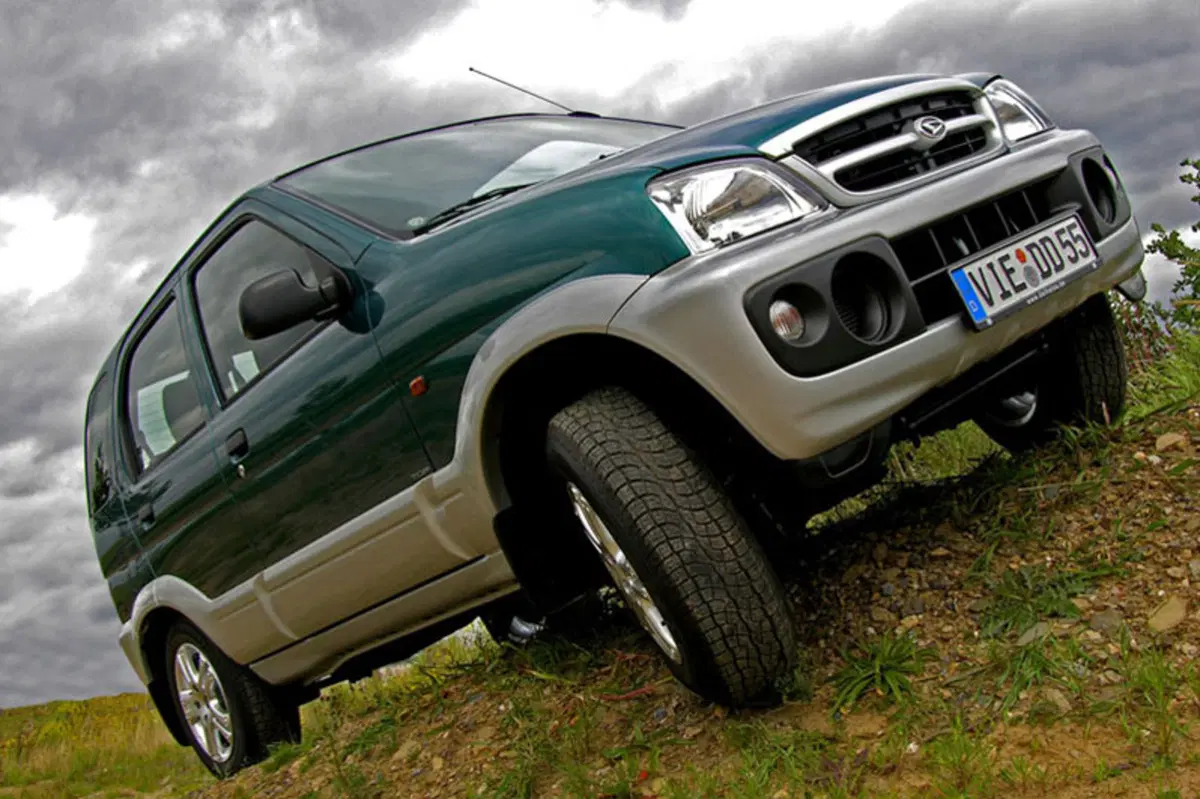 Daihatsu Terios 1.3i 16V cat 4WD DB/AC (3)