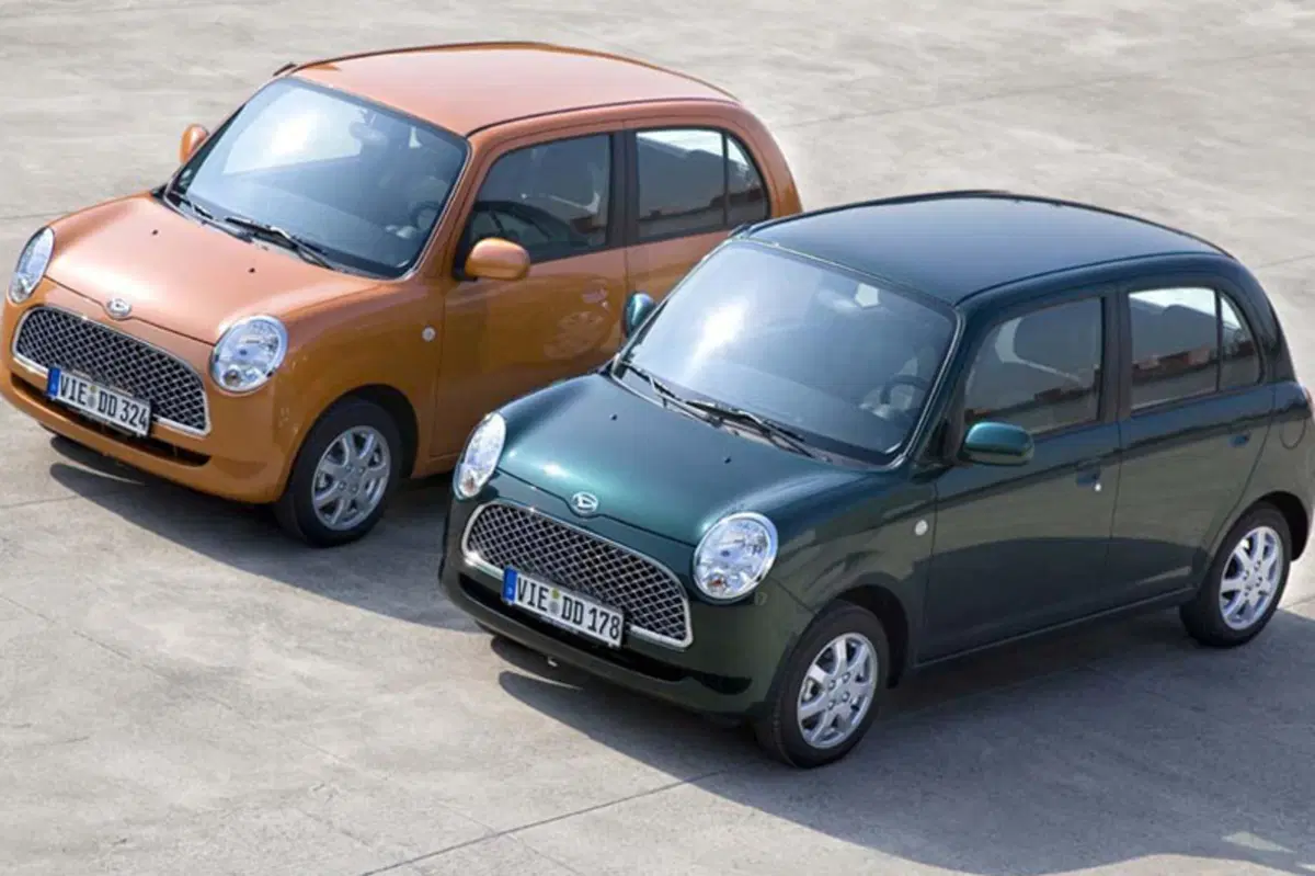 Daihatsu Trevis (2006-10) (2)