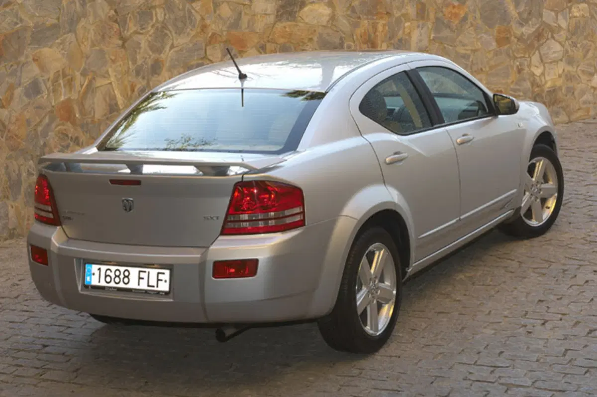 Dodge Avenger (2008-10) (3)