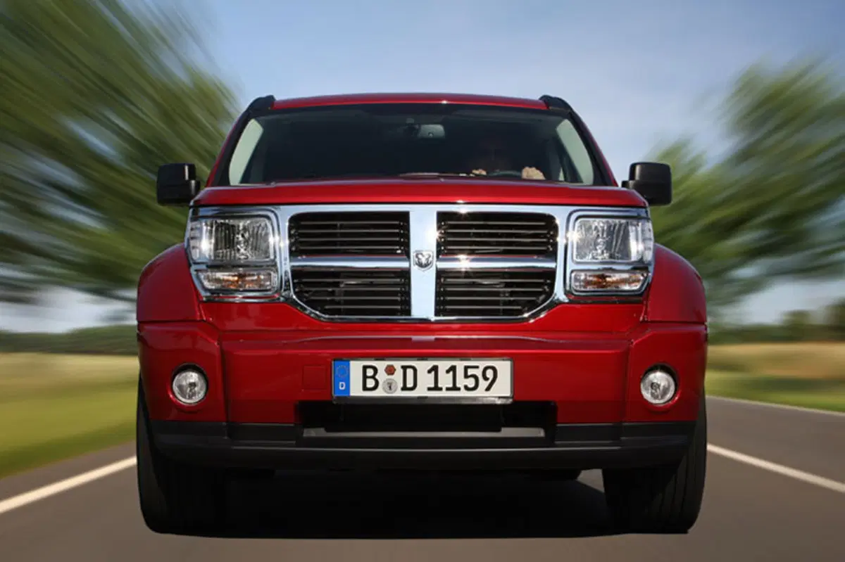 Dodge Nitro (2007-10) (4)