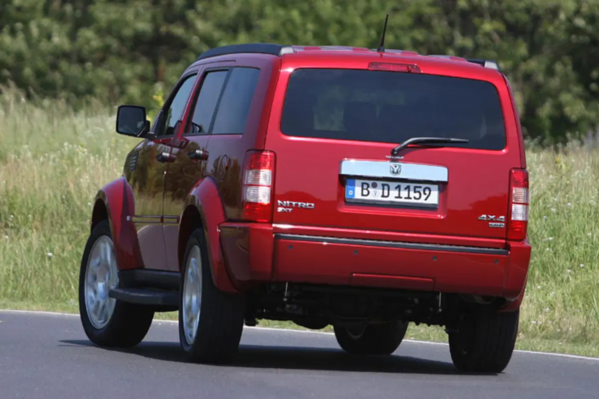 Dodge Nitro (2007-10) (5)