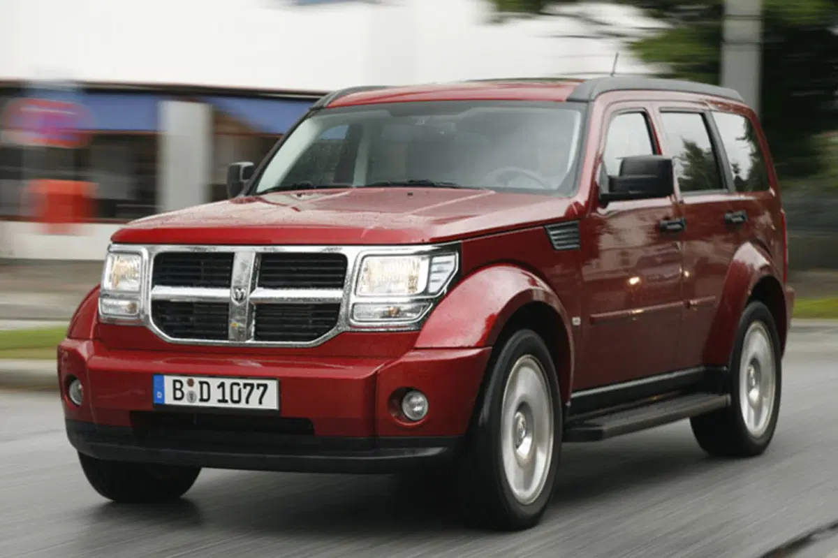 Dodge Nitro (2007-10) (17)