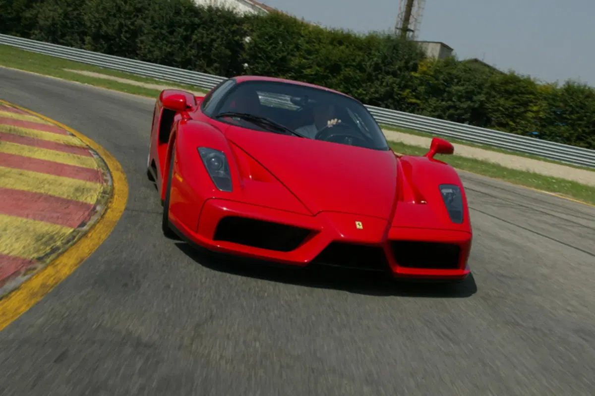 Ferrari Enzo Coupé (2002-02) (13)