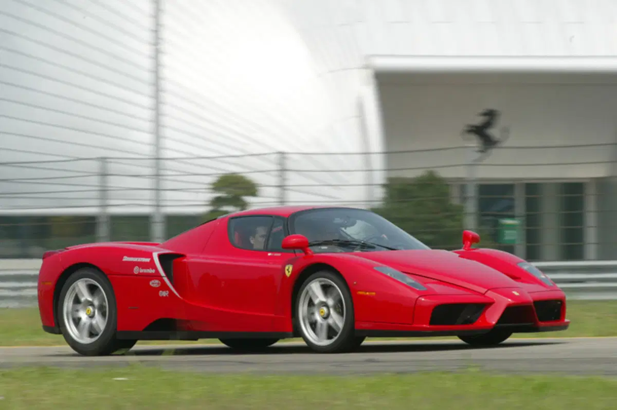 Ferrari Enzo Coupé (2002-02) (14)