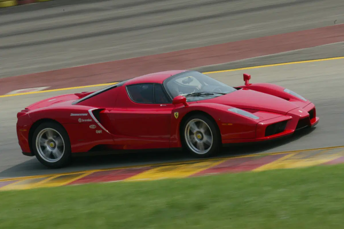 Ferrari Enzo Coupé (2002-02) (15)
