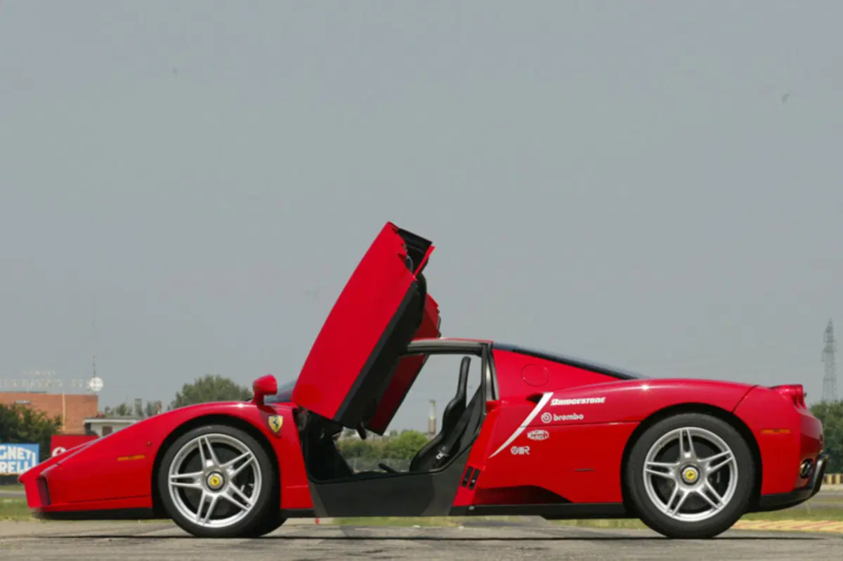 Ferrari Enzo Coupé (2002-02) (18)