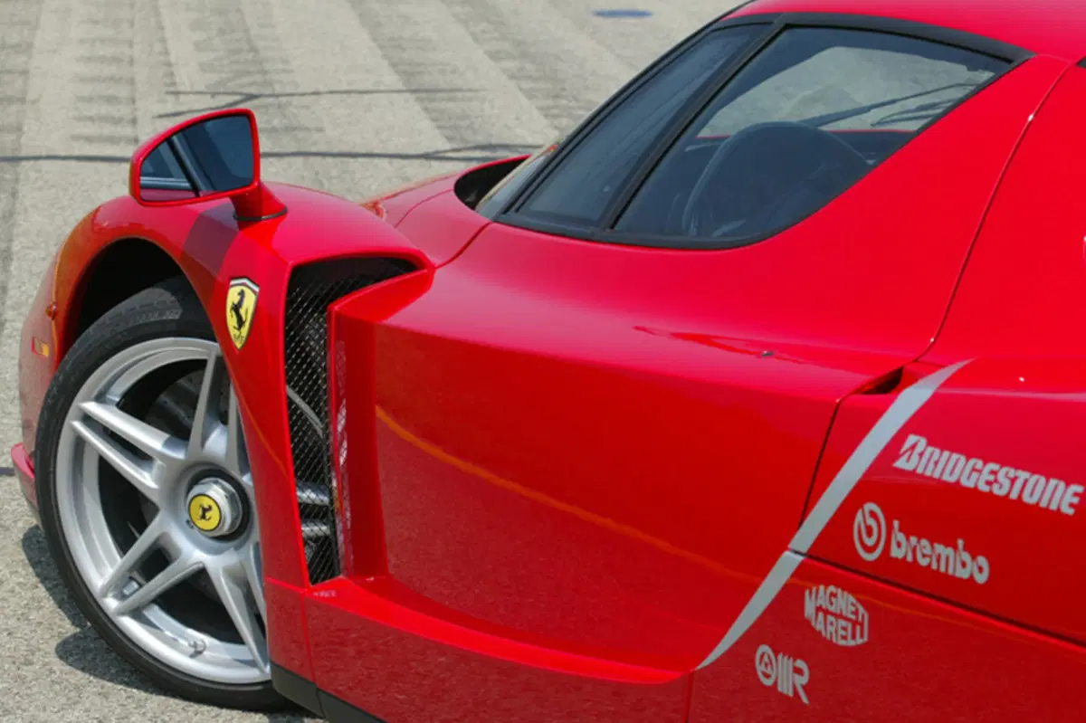 Ferrari Enzo Coupé (2002-02) (30)