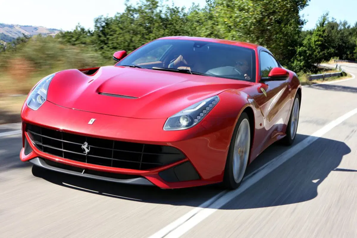 Ferrari F12 Coupé F12berlinetta (13)