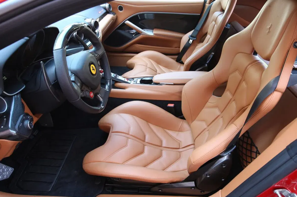 Ferrari F12 Coupé F12berlinetta (51)
