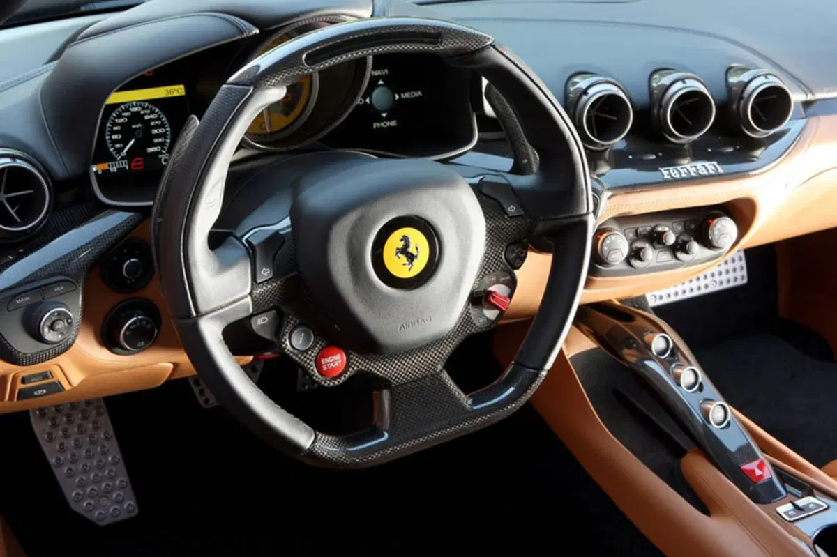 Ferrari F12 Coupé F12berlinetta (53)
