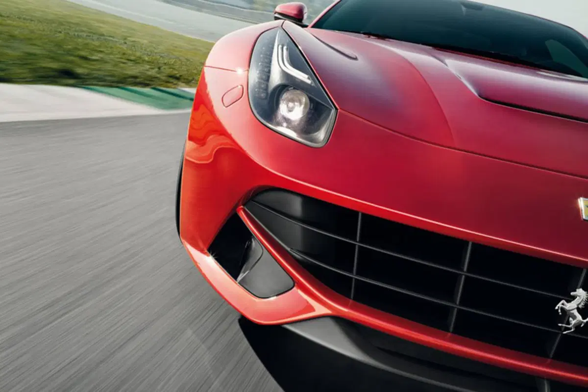 Ferrari F12 Coupé F12berlinetta (70)