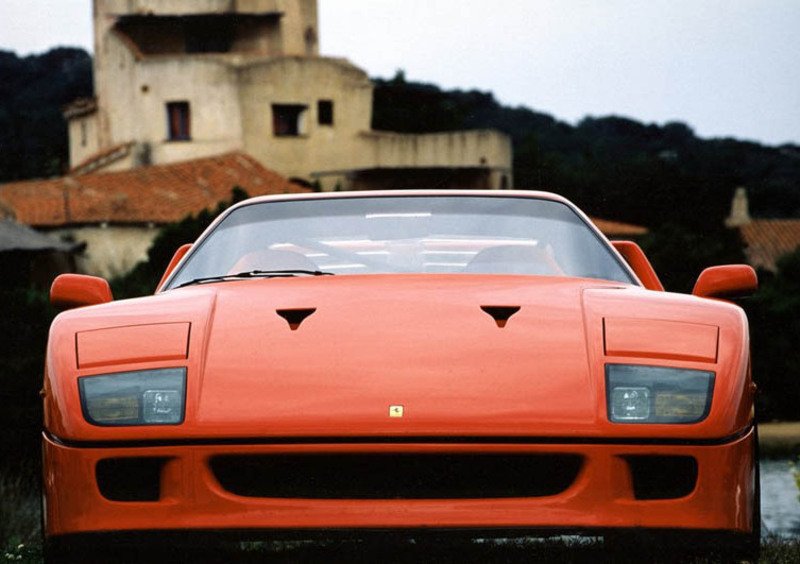 Ferrari F40 Coupé (1988-93) (2)