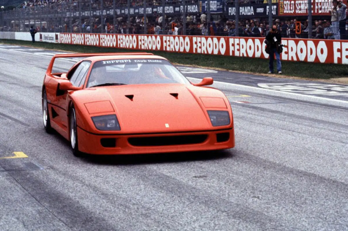 Ferrari F40 Coupé (1988-93) (15)