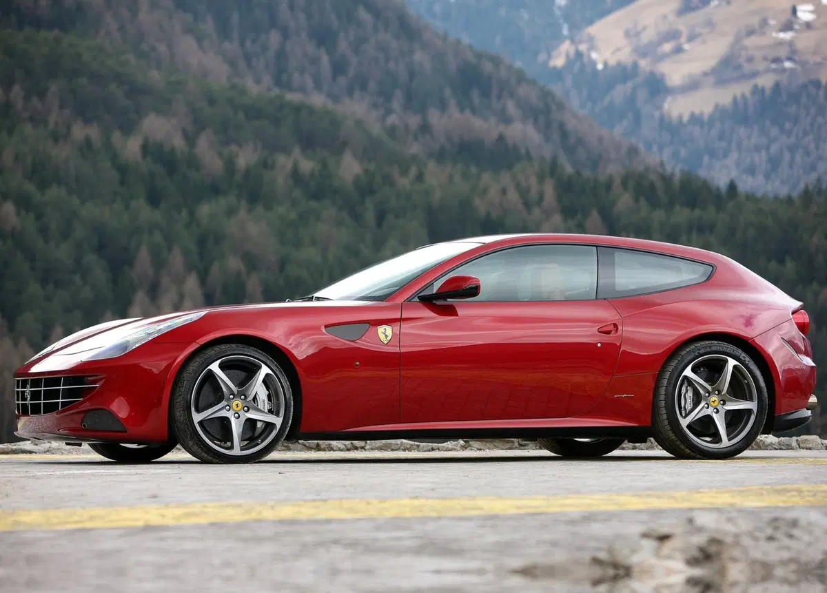 Ferrari FF Coupé (2011-16) (11)