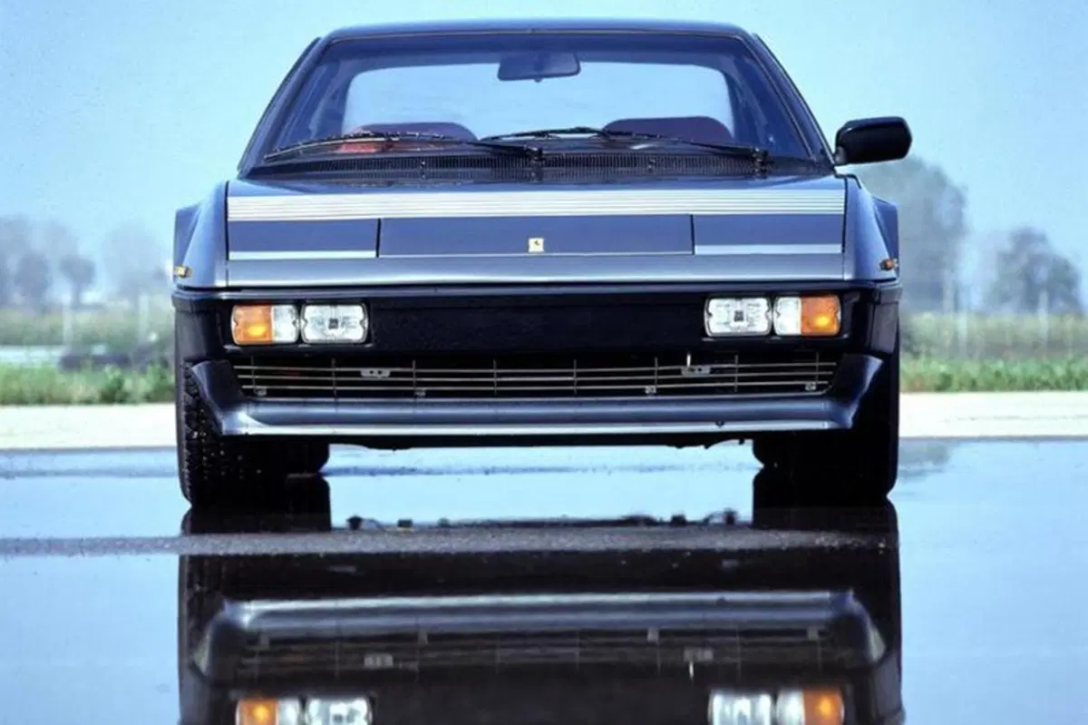 Ferrari Mondial Coupé (1980-93) (11)
