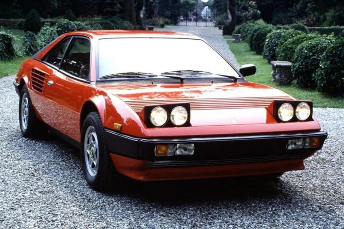 Ferrari Mondial Coupé (1980-93) (13)
