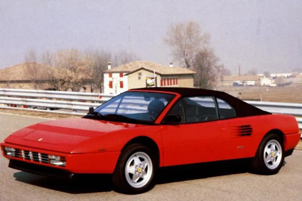 Ferrari Mondial Spider 3.2 Cabriolet (3)