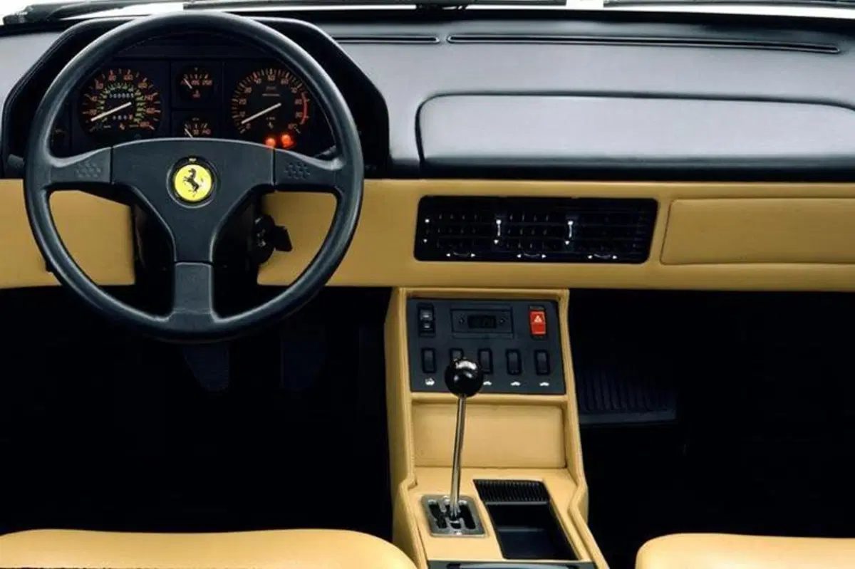Ferrari Mondial Spider 3.2 Cabriolet (11)