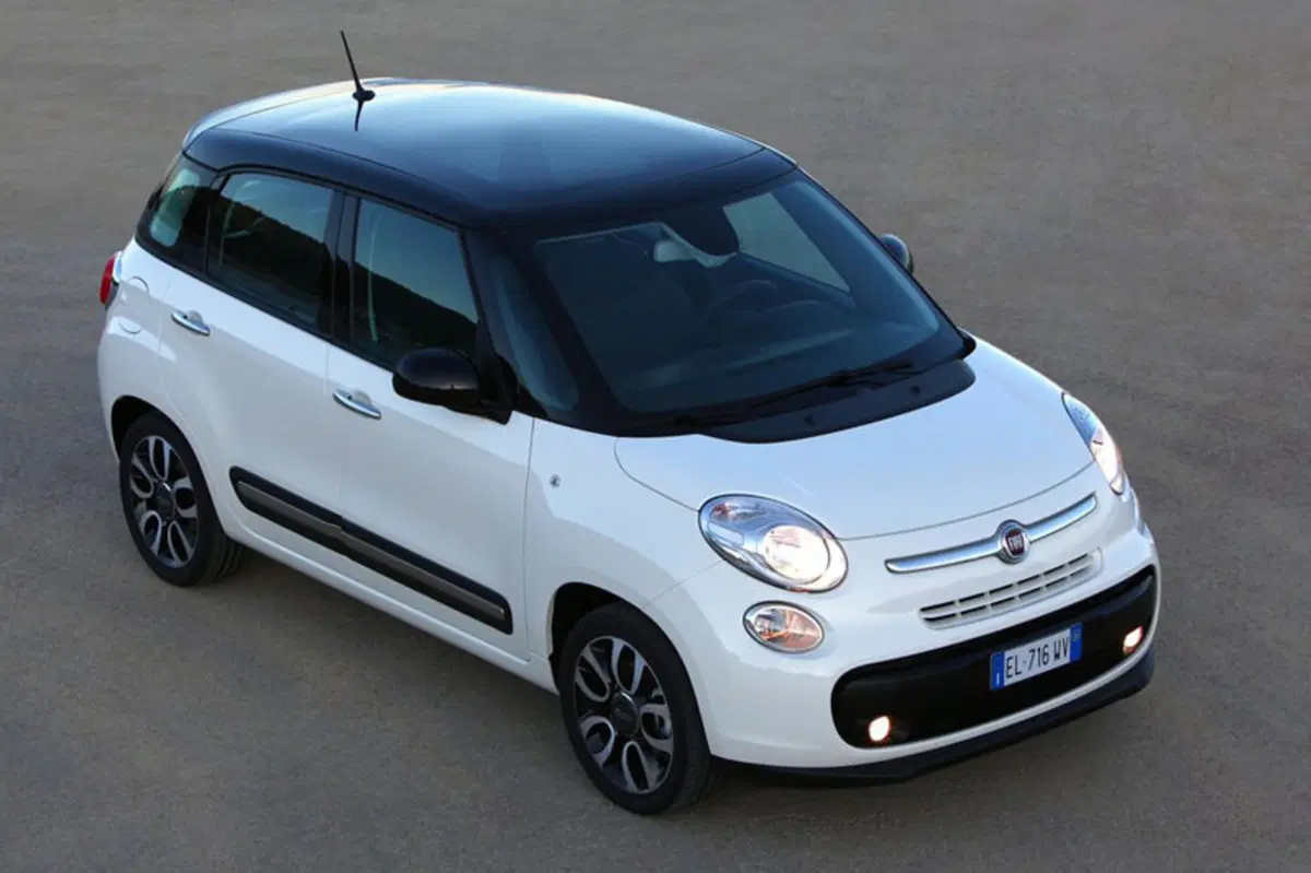 Fiat 500L 1.3 Multijet 95 CV Red (23)