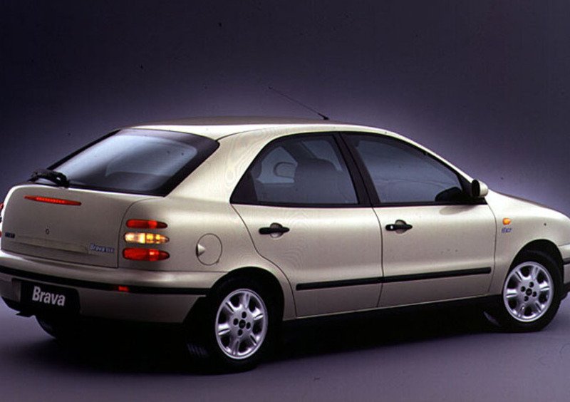 Fiat Brava (1995-02) (5)