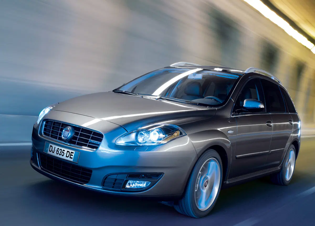Fiat Croma 1.9 Multijet 16V Emotion (4)