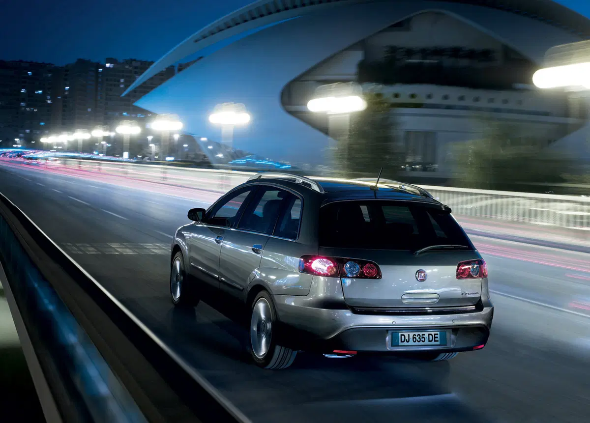 Fiat Croma 1.9 Multijet 16V Emotion (7)