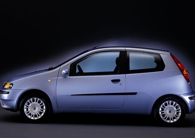 Fiat Punto (1999-03) (5)