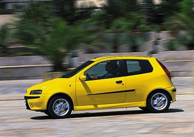 Fiat Punto (1999-03) (6)
