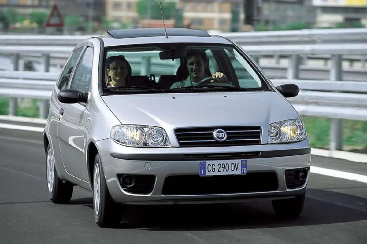 Fiat Punto (2003-11) (2)