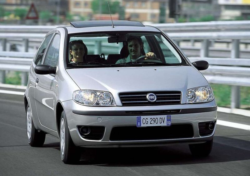 Fiat Punto (2003-11) (2)