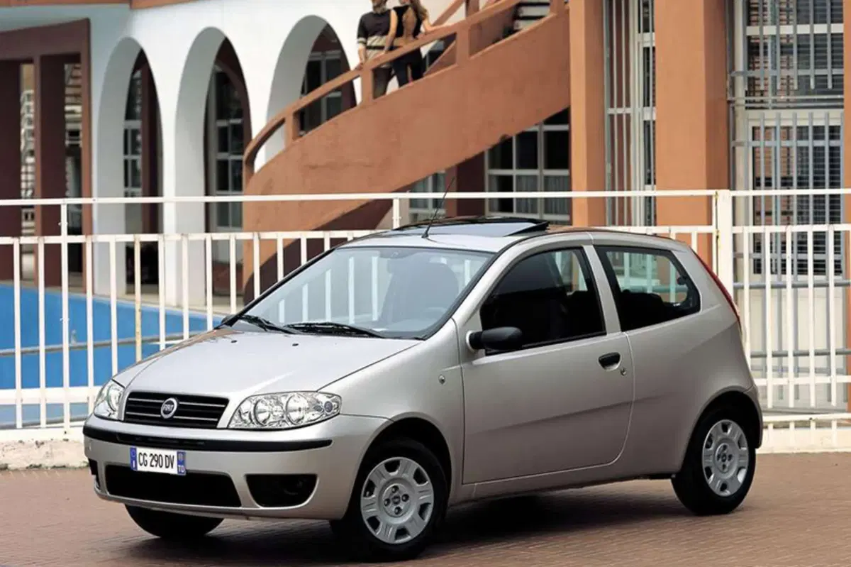 Fiat Punto (2003-11) (12)