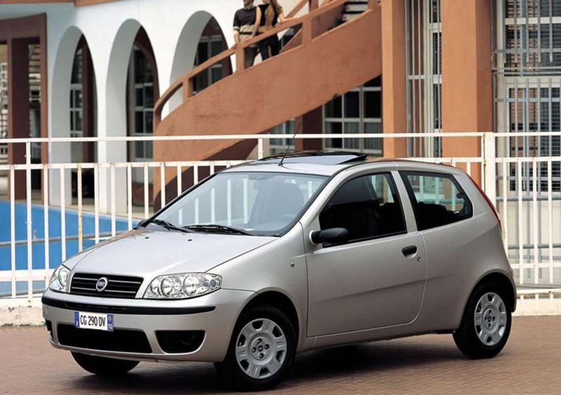 Fiat Punto (2003-11) (12)
