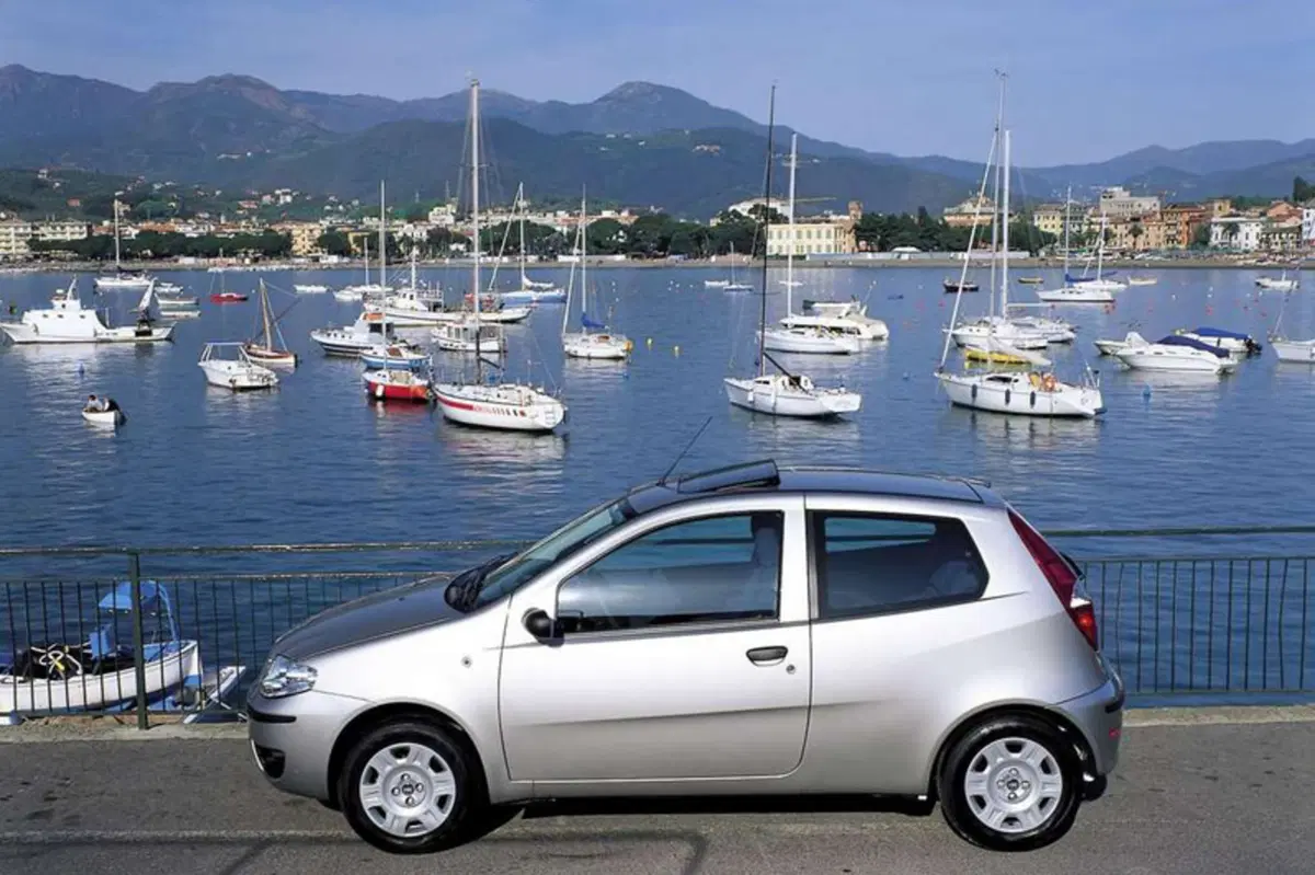 Fiat Punto (2003-11) (19)